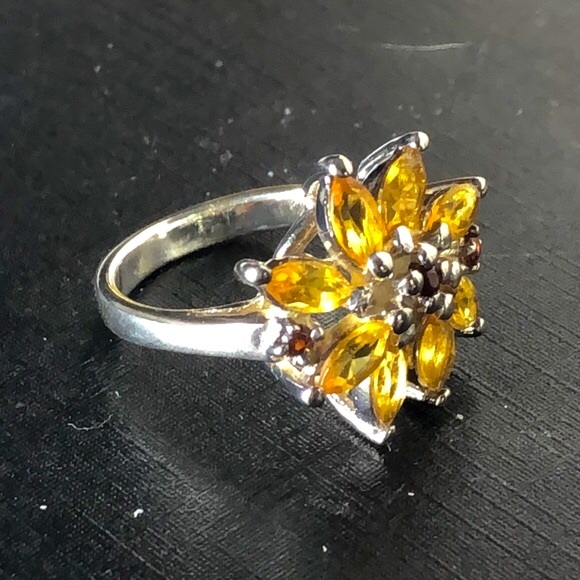 Sterling Silver Golden Citrine and Red Garnet Faceted Flower Ring Sz 7 - Picture 4 of 17